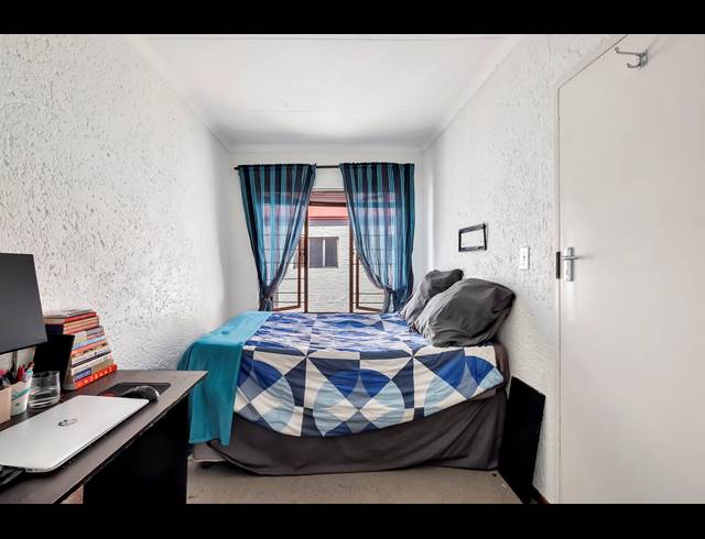 2 BEDROOM TOWNHOUSE FOR SALE IN WESTDENE